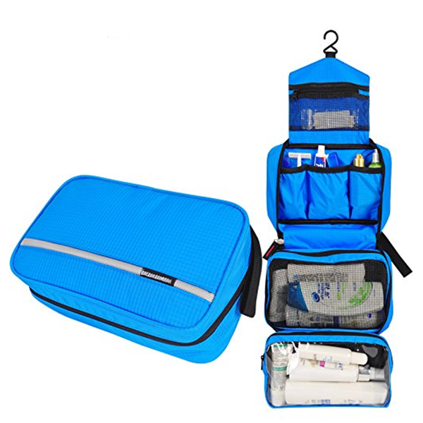 toiletry bag-3